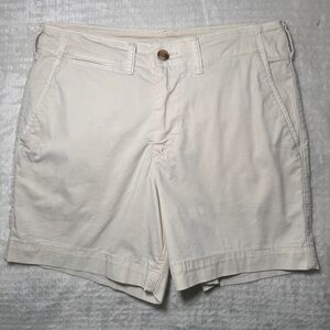 Free with any $15‎ Purchase! American Eagle Outfitters Khaki Shorts Size 29